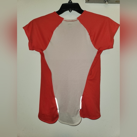 EUC North Face woman's shirt - Picture 3 of 3